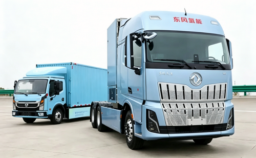 Dongfeng розвиває водневий транспорт: 9200 машин у 45 містах, 400 кВт паливний стек, 10 000 годин випробувань і запас ходу до 1700 км.