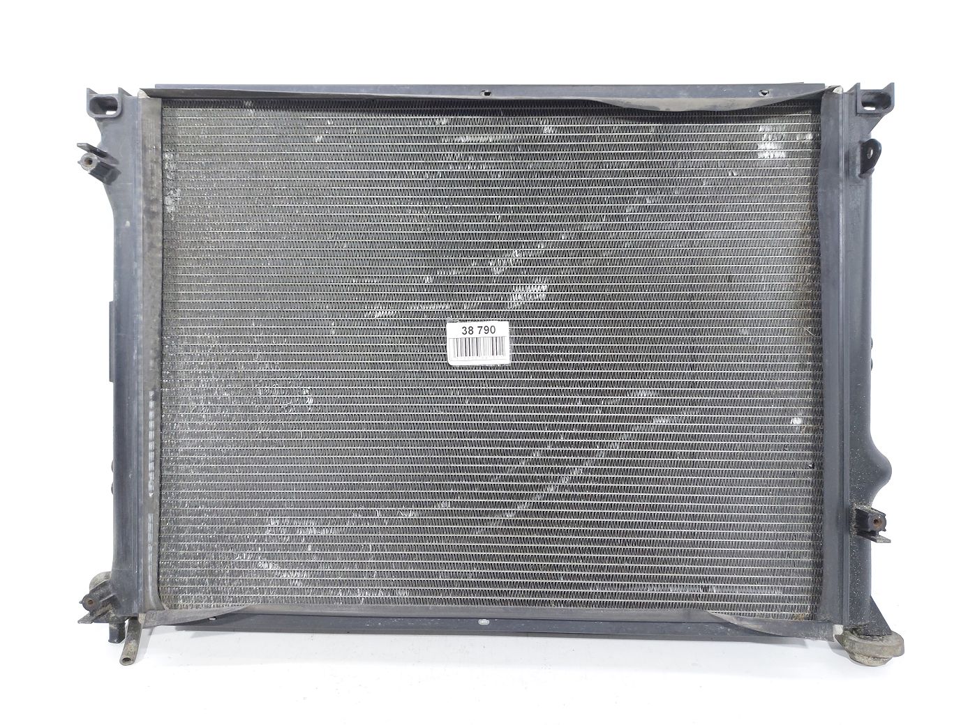 Charger. Радіатор системи охолодження Dodge Charger 2009-2021 2AMR3157AA Dodge Charger