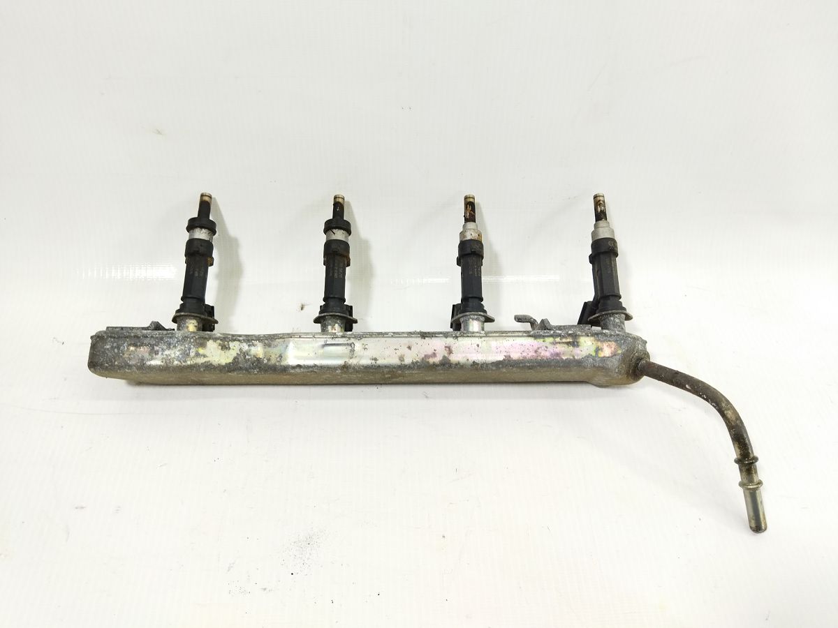 Scion iq Паливна рейка з форсунками Toyota Scion IQ 2012 2381447020 Toyota Scion IQ 4