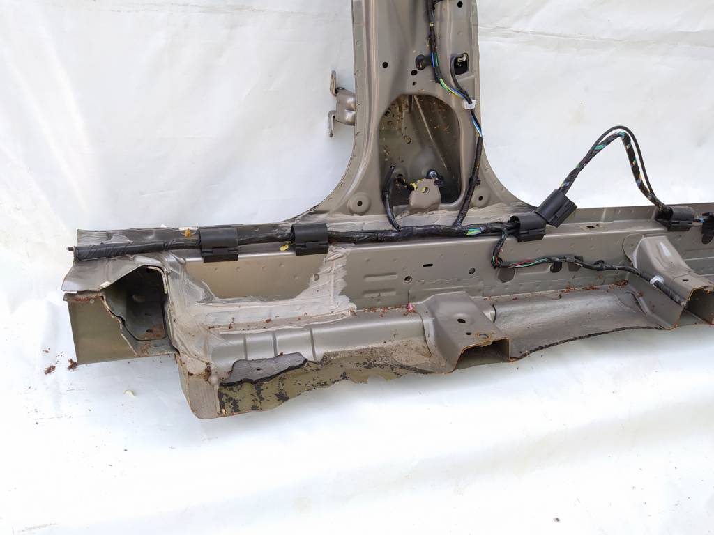 Altima Металевий поріг лівий Nissan Altima 2013-2015 G64253TAMA Nissan Altima 21