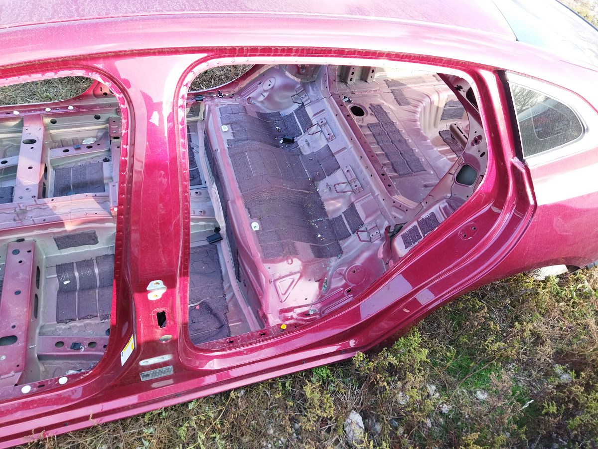 Malibu Кузов голий (можна різати) Chevrolet Malibu 2018 23387898 Chevrolet Malibu 11