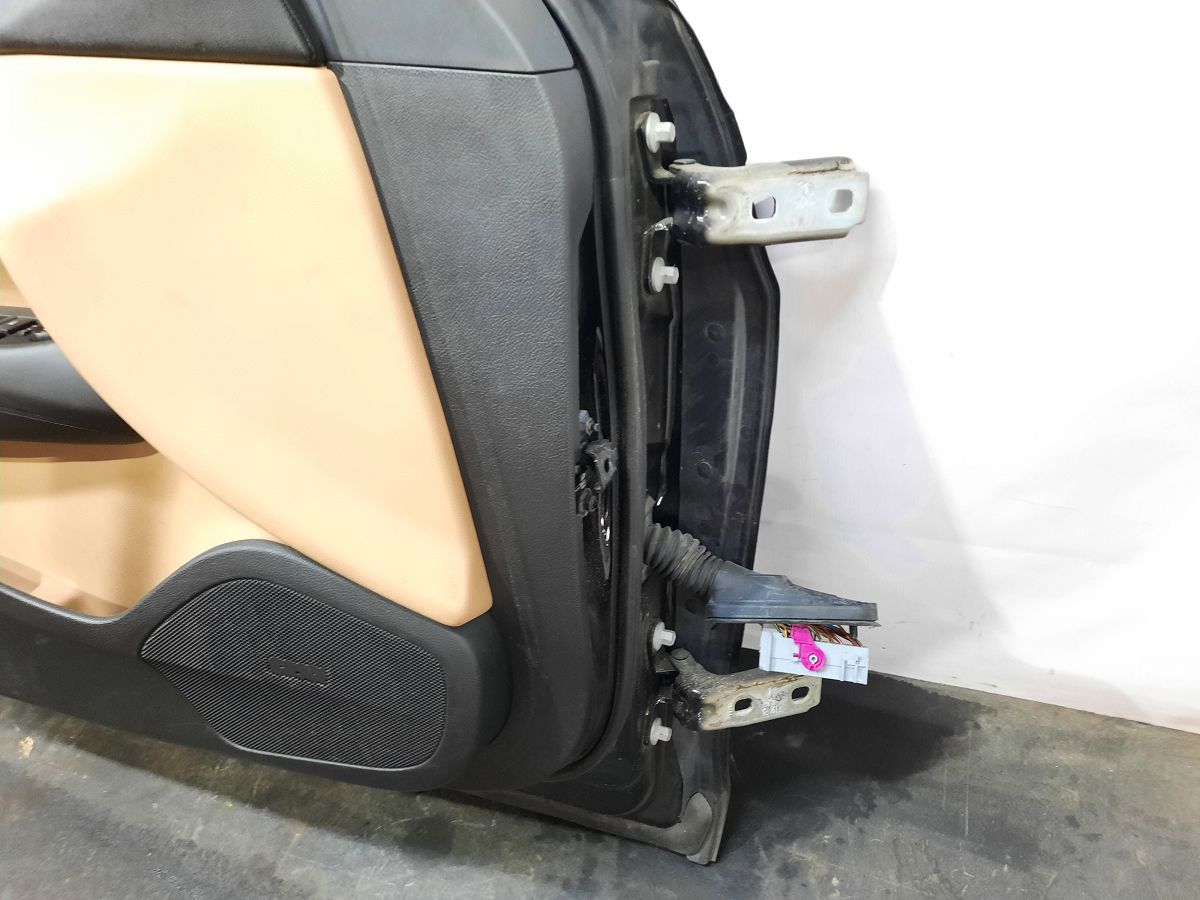 Ats Двері передні ліві Cadillac ATS 2013-2018 84200616 Cadillac ATS 8