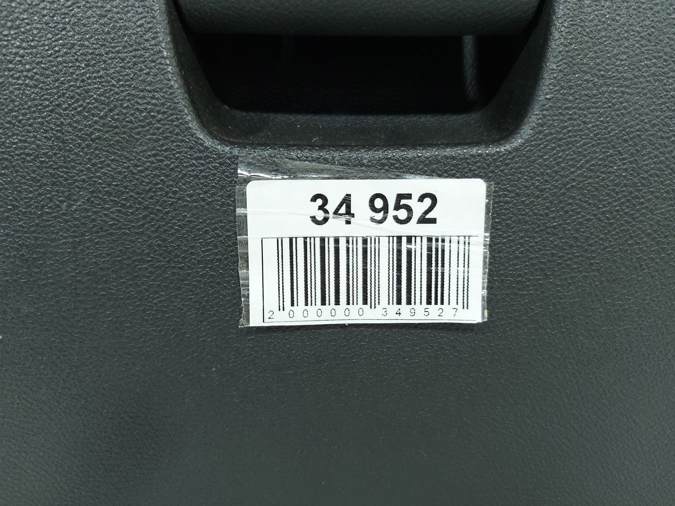 Trax Бардачок Chevrolet Trax 2015-2021 42476072 Chevrolet Trax 5