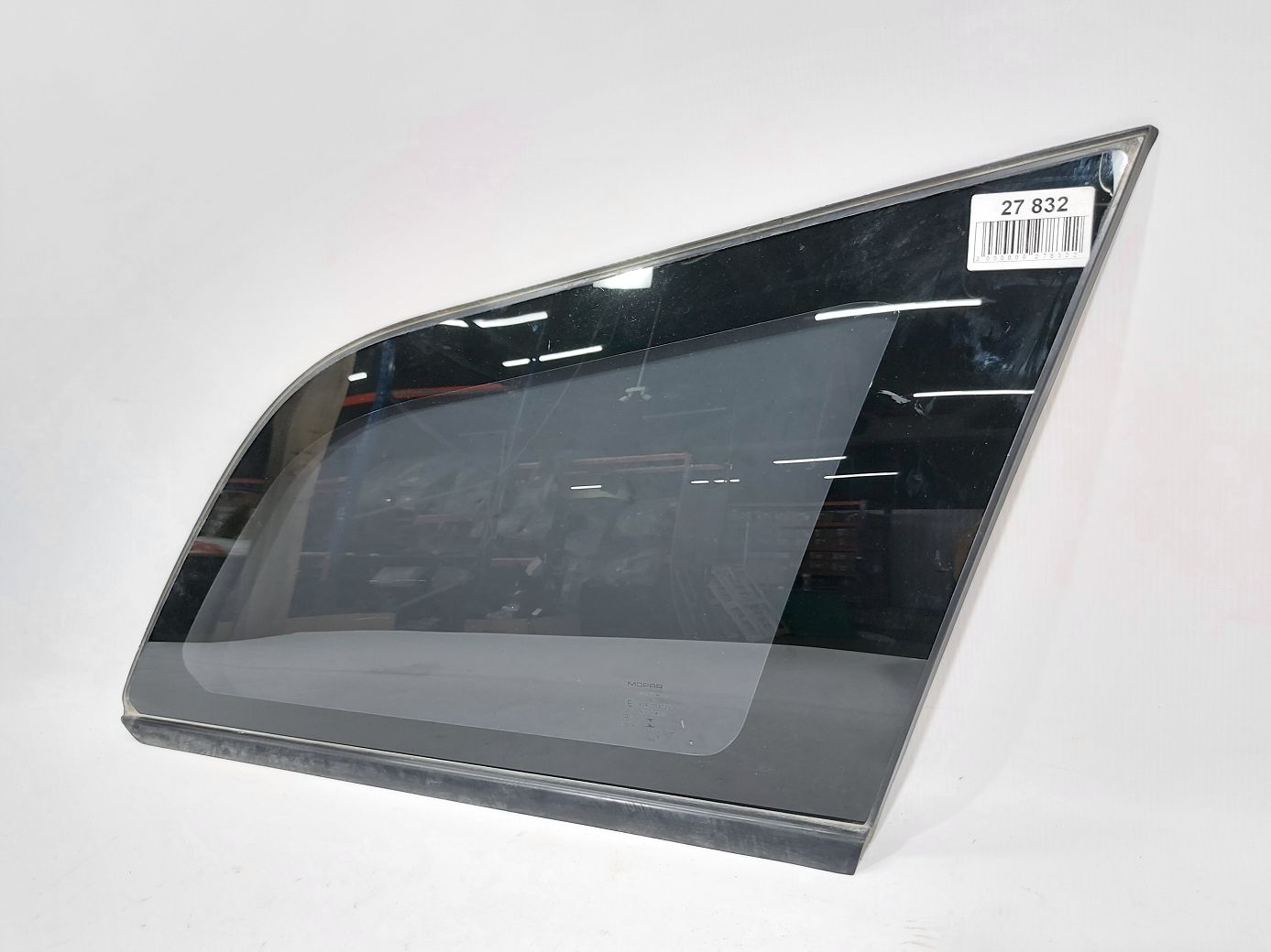 Journey. Форточка четверти задней правая Dodge Journey 2009-2019 5178050AG Dodge Journey