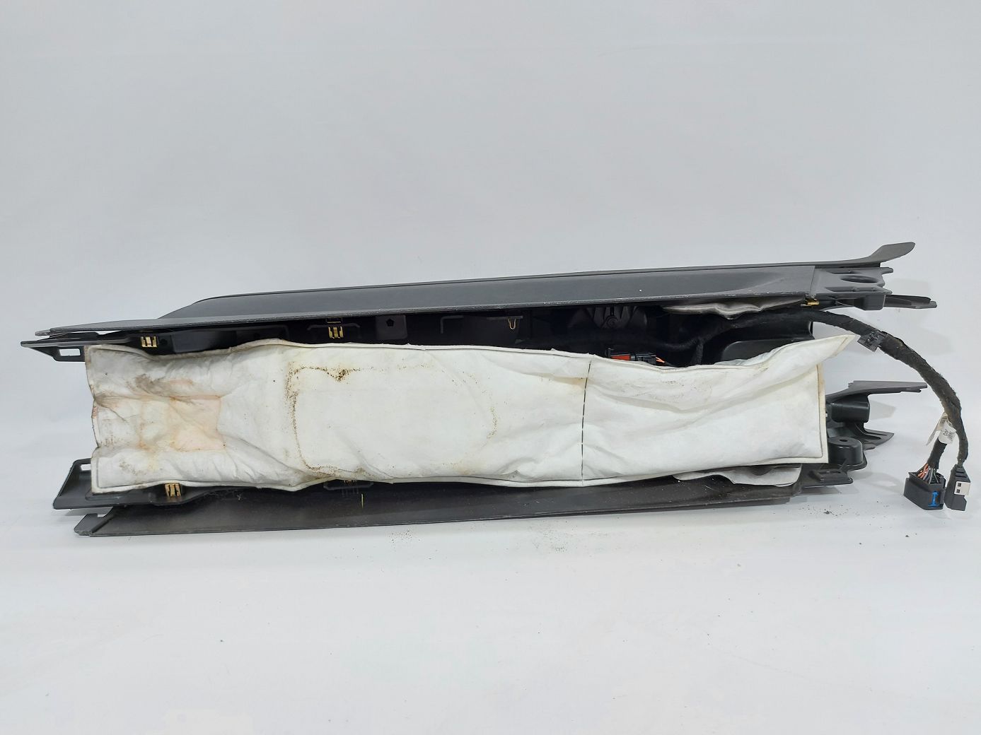 Volt Консоль центральная Chevrolet Volt 2011-2015 22815364 Chevrolet Volt 10
