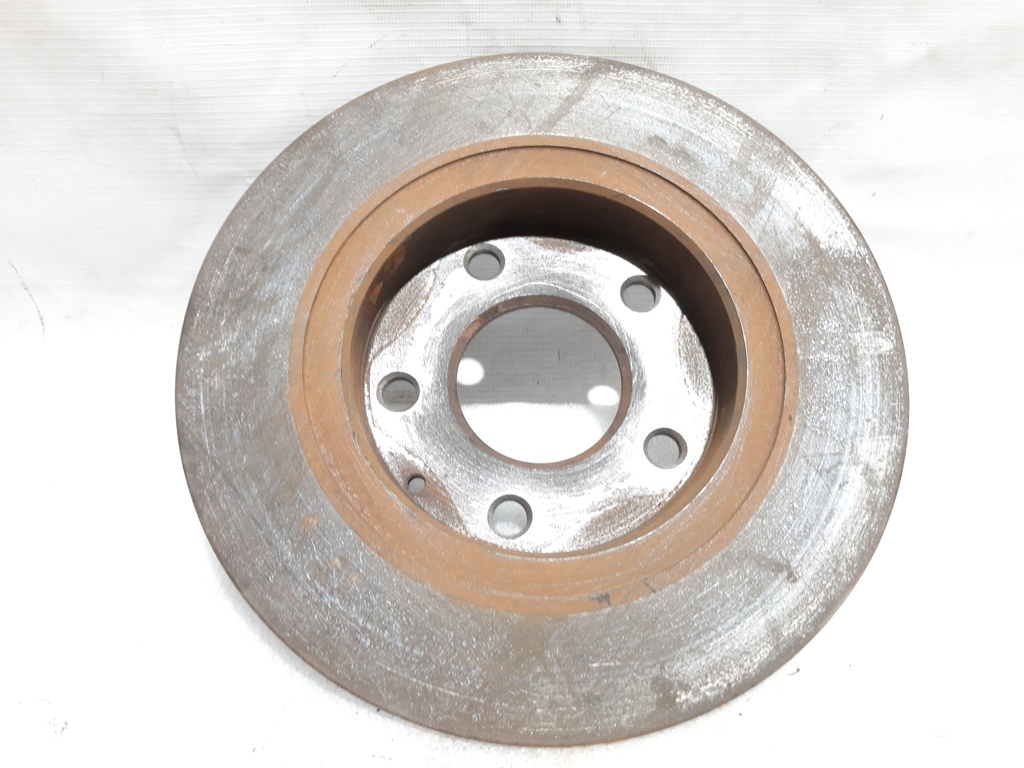 3 Гальмівний диск задній правий/лівий Mazda 3 2014-2018 B45G26251B Mazda 3 5