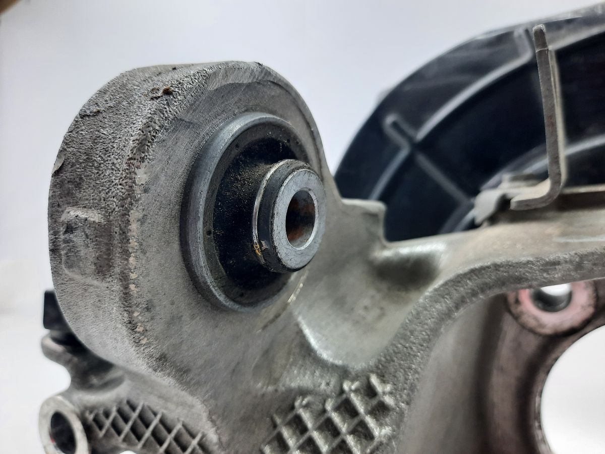 200 limited Поворотний кулак задній правий Chrysler 200 Limited 2015-2017 68200070AD Chrysler 200 Limited 17