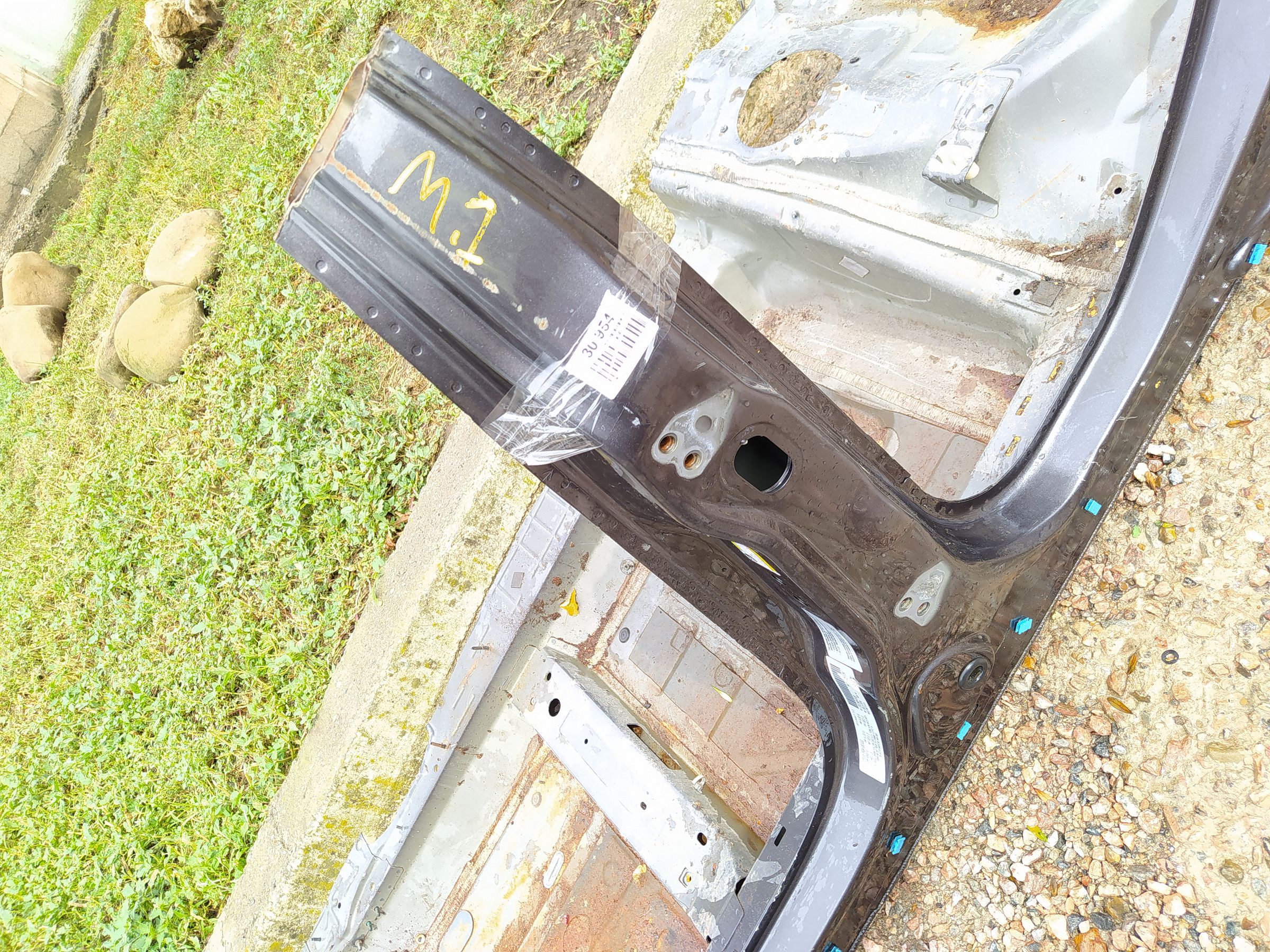 200 limited Стійка центральна ліва (метал) Chrysler 200 Limited 2015-2017 68104297AC Chrysler 200 Limited 5