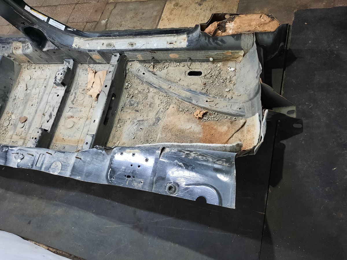 Charger Стійка центральна ліва (метал) Dodge Charger 2011-2014 68096291AD Dodge Charger 10 Charger Стійка центральна ліва (метал) Dodge Charger 2011-2014 68096291AD Dodge Charger 10