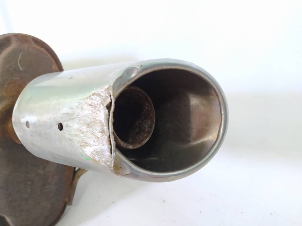 Altima Глушник правий Nissan Altima 2015-2018 201003TA0A Nissan Altima 6