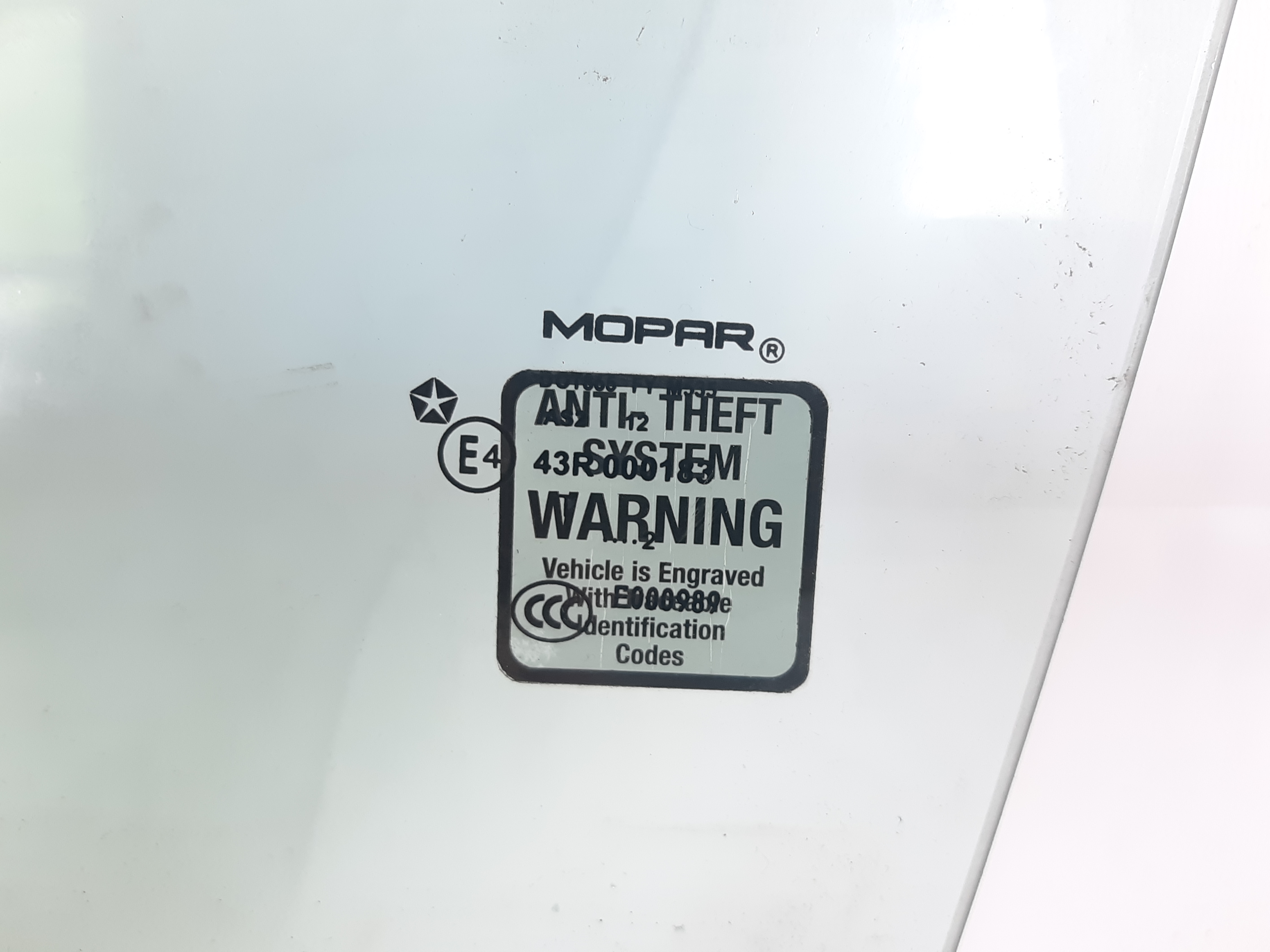  Скло дверей передньої лівої Jeep Patriot `2007-2017 5155449AC Jeep Patriot 21