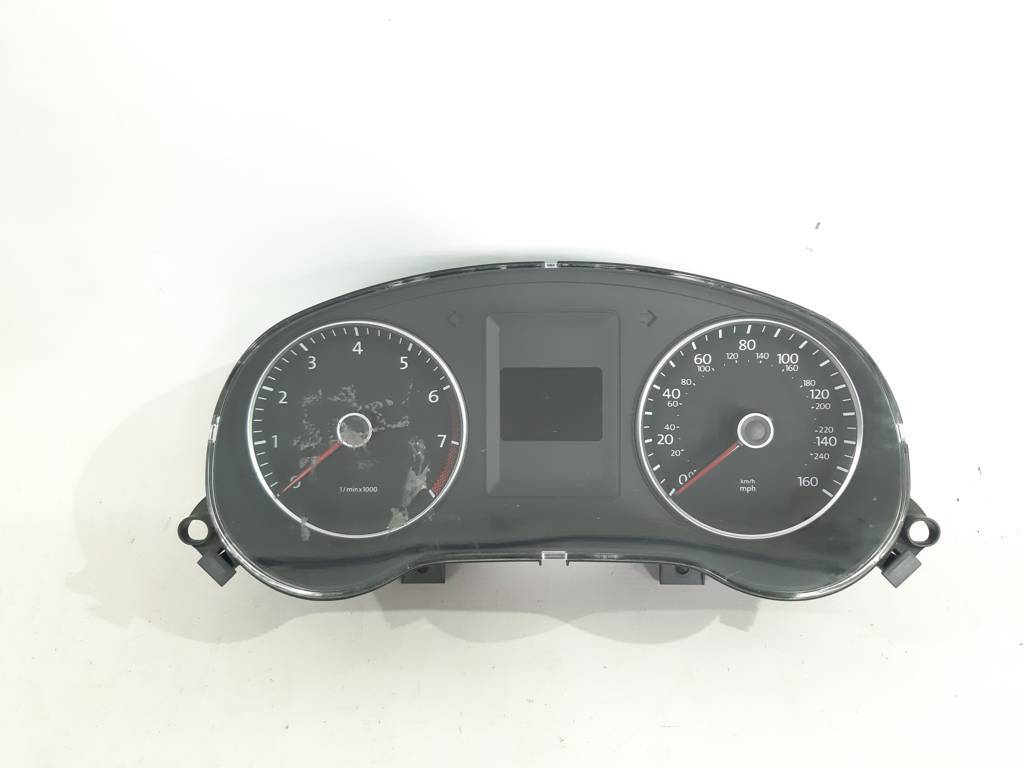 Jetta wagon Панель приладів Volkswagen Jetta wagon 2012-2013 5C6920952B Volkswagen Jetta 1