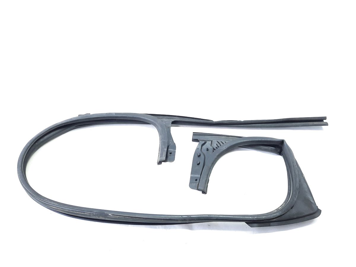 Cube Направляющая резинка стекла двери передней правой Nissan Cube 2009 803301FA2A Nissan Cube 5