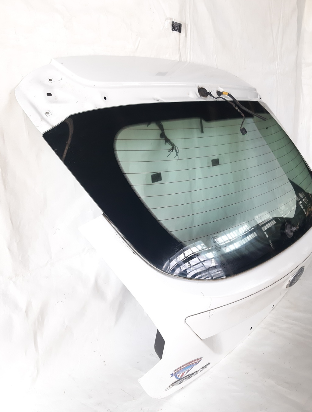 Focus Крышка багажника задняя дверь голая Ford Focus 2012-2014 CP9Z5840110A Ford Focus 2