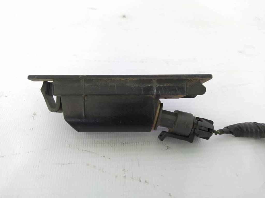 Malibu Підсвічування номера Chevrolet Malibu 2013-2018 20944894 Chevrolet Malibu 6