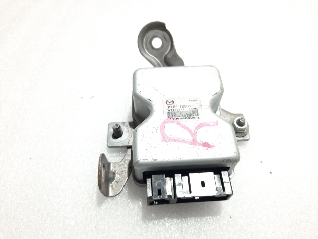 6 Блок управління паливною системою Mazda 6 2013-2019 PE02-18-561 Mazda 6 5 6 Блок управління паливною системою Mazda 6 2013-2019 PE02-18-561 Mazda 6 5