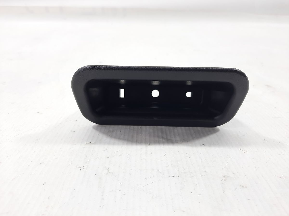 Ats Ручка обшивки кришки багажника Cadillac ATS 2013-2019 22892816 Cadillac ATS 5