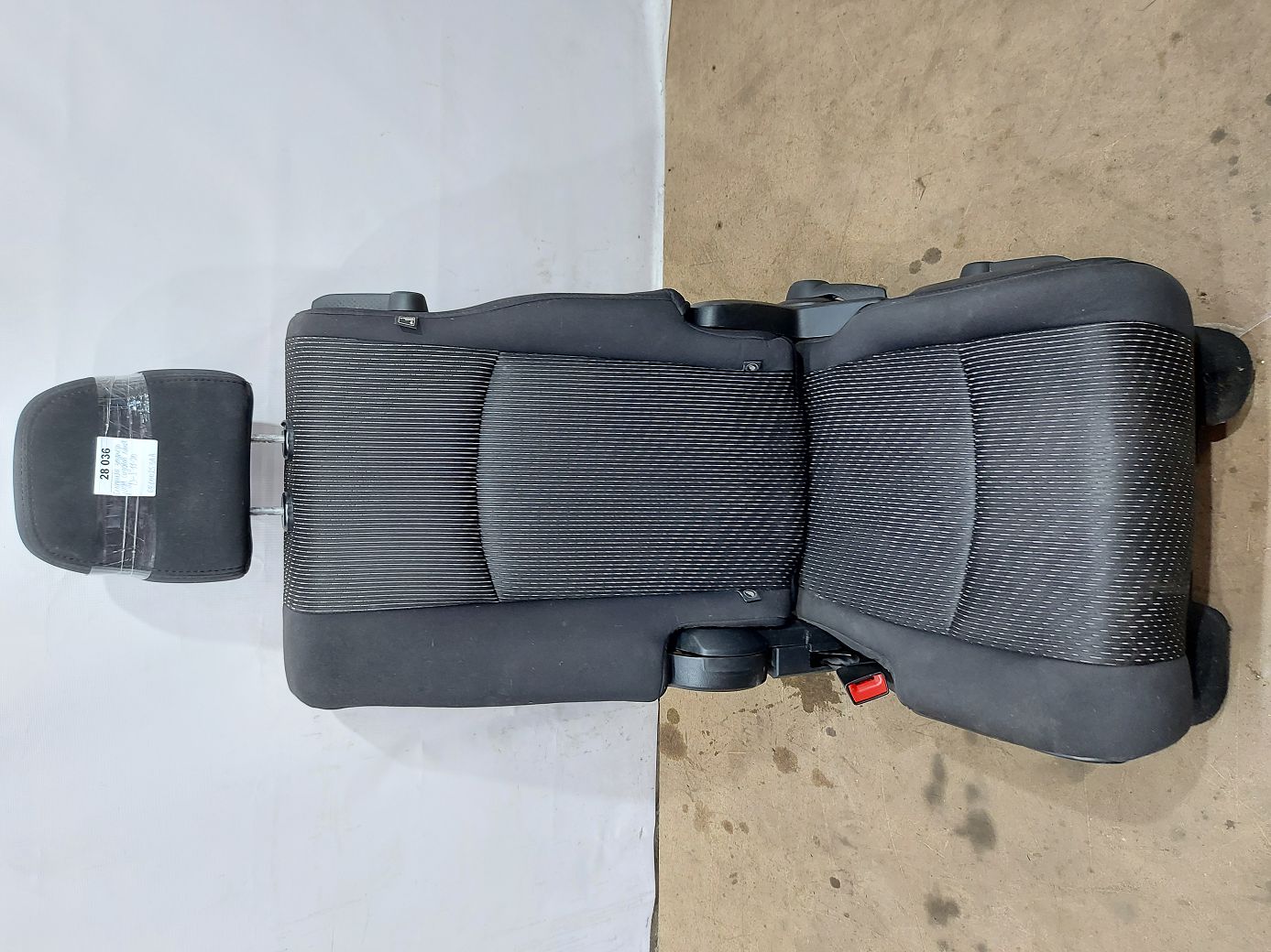 Journey. Сидушка заднего ряда сидений левая Dodge Journey 2011-2020 68100253AA Dodge Journey