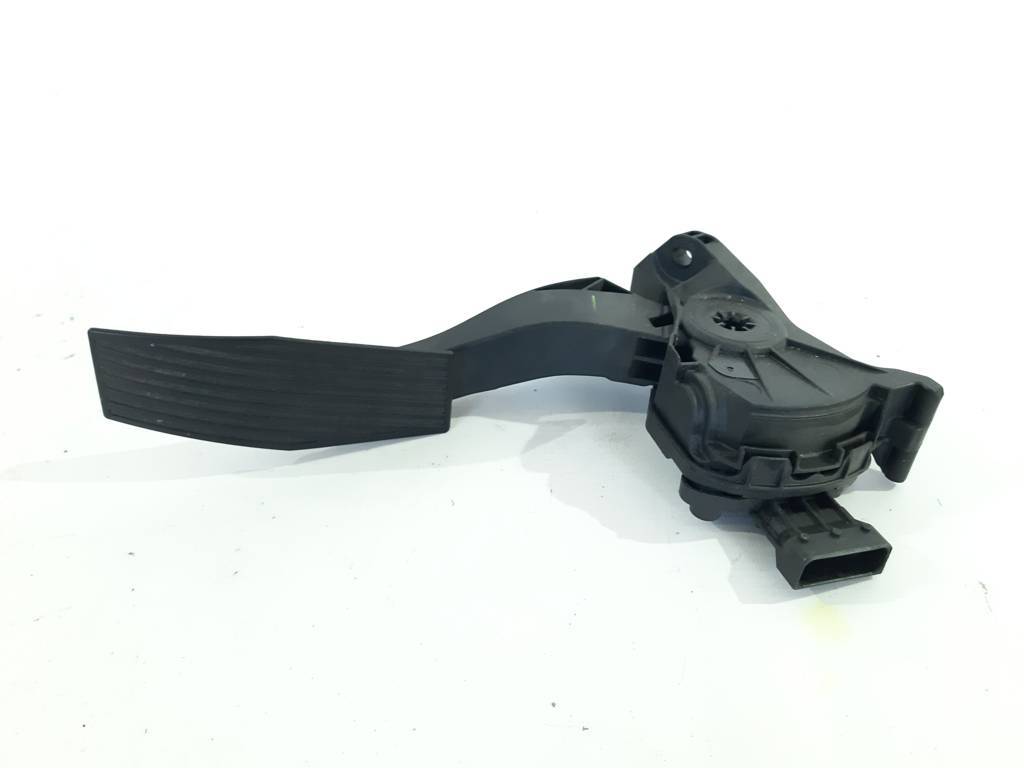 Malibu. Педаль газа Chevrolet Malibu 2010-2020 13237352 Chevrolet Malibu