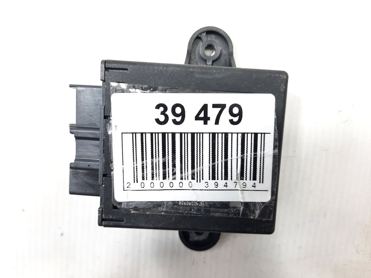 Fusion Блок управления двери задней левой/правой Ford Fusion 2013 DG9T14B534 Ford Fusion 4