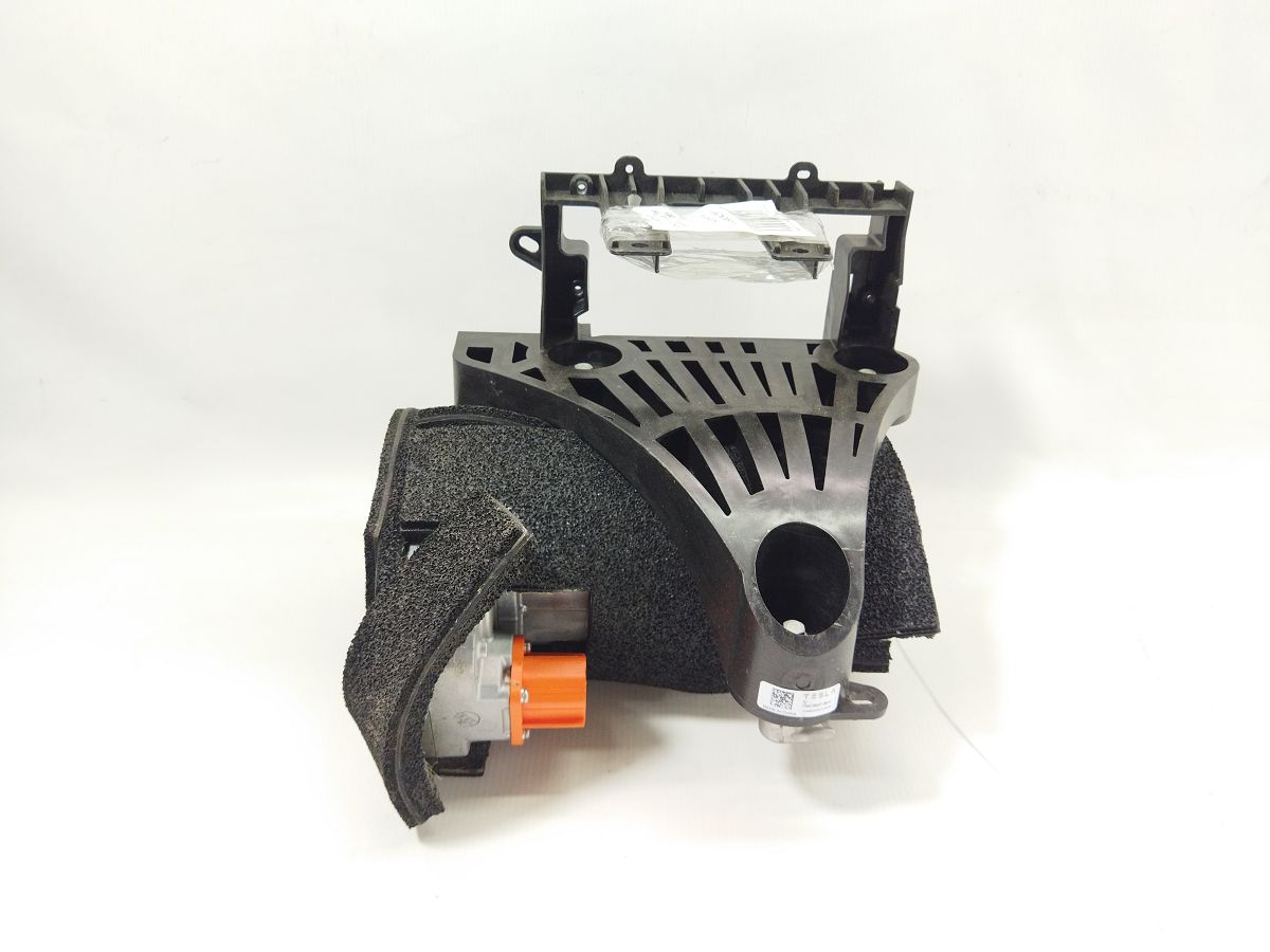 Model 3. Компрессор кондиционера Tesla Model 3 2020-2024 150125601M Tesla Model 3