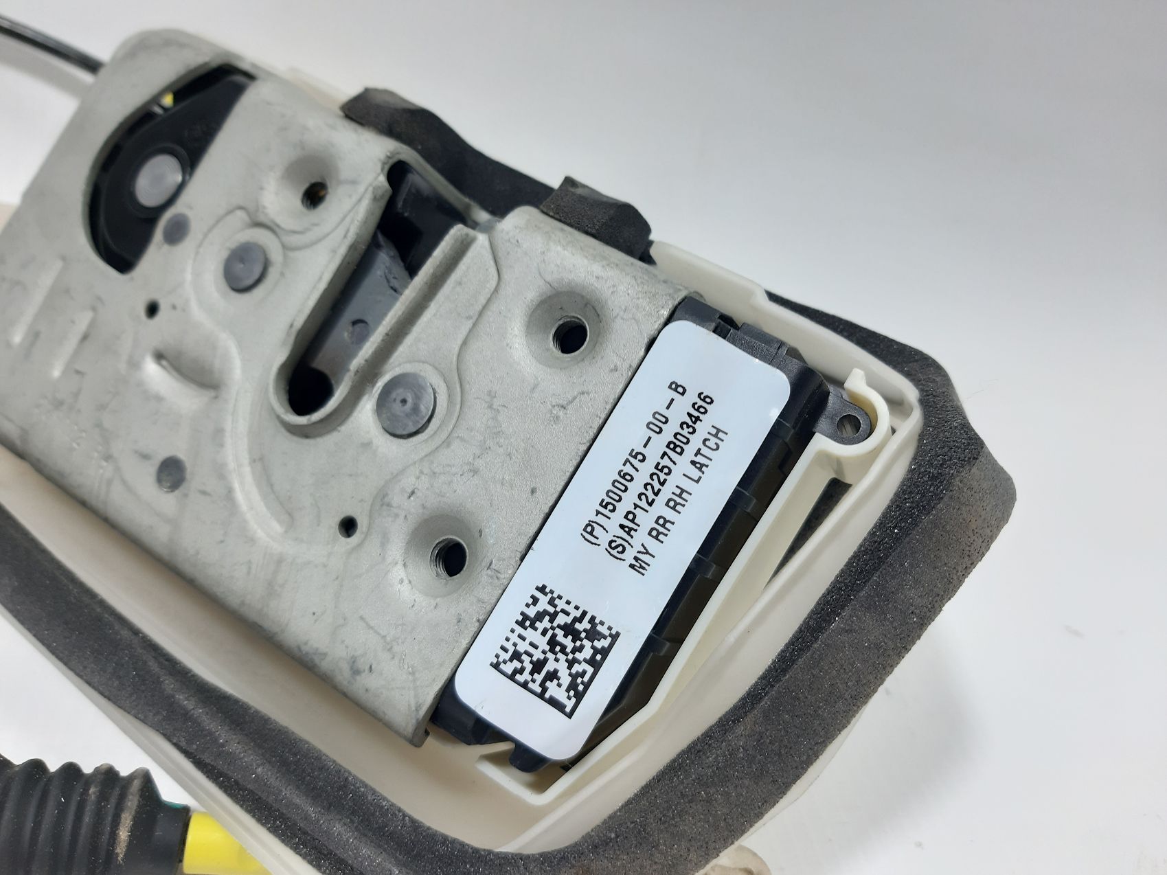 Model 3 Замок двери задней правой Tesla Model 3 2020-2023 150067500B Tesla Model 3 2