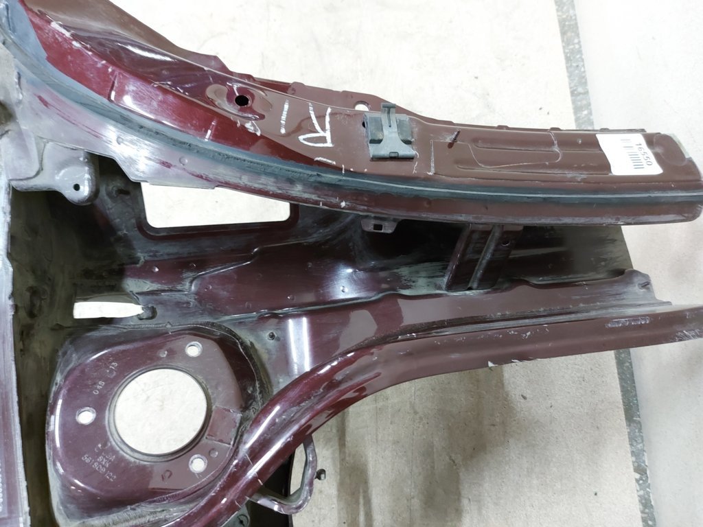 Passat s Чверть передня права Volkswagen Passat S 2012-2015 561803092A Volkswagen Passat S 15