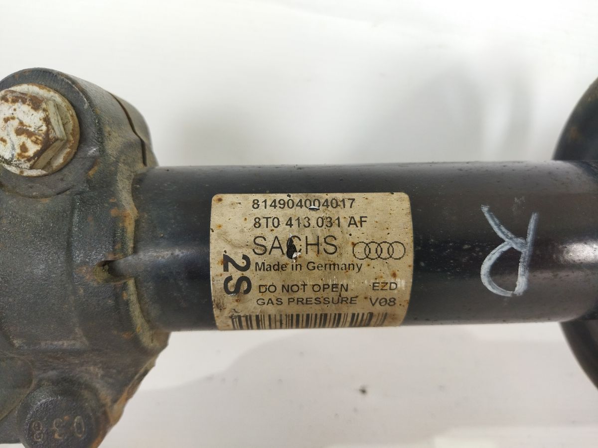 A4 Стійка амортизатора передня ліва/(права) Audi A4 2013-2016 8K0413031BA Audi A4 4