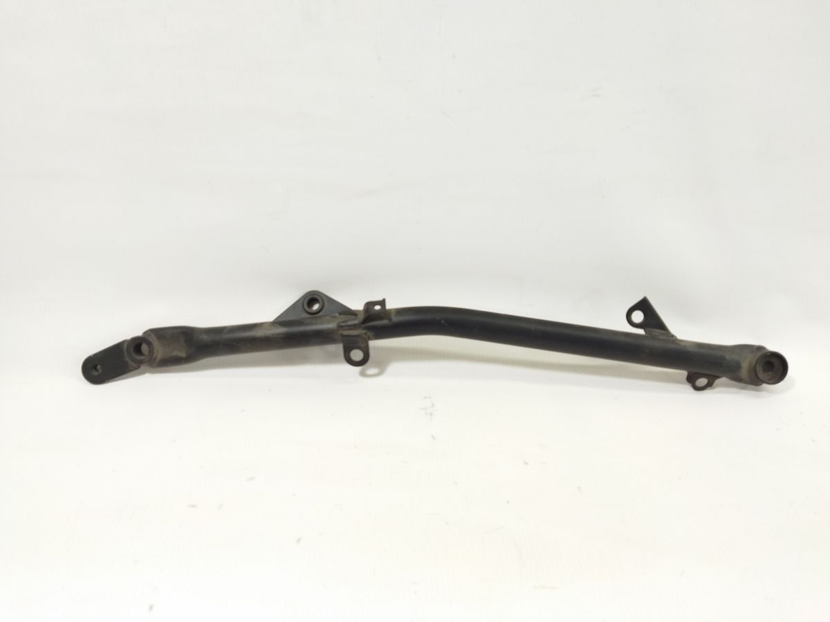 En-650d. Кронштейн заднього крила правий Kawasaki EN-650 D 2017 31064065318R Kawasaki EN-650 D