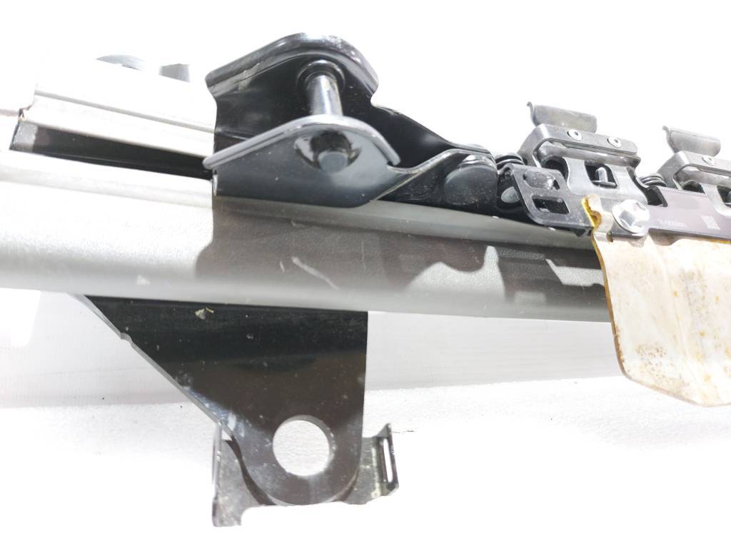 Sienna Напрямна рейка другого ряду сидінь внутрішня права Toyota SIENNA 2015 напольная Toyota SIENNA 7 Sienna Напрямна рейка другого ряду сидінь внутрішня права Toyota SIENNA 2015 напольная Toyota SIENNA 7