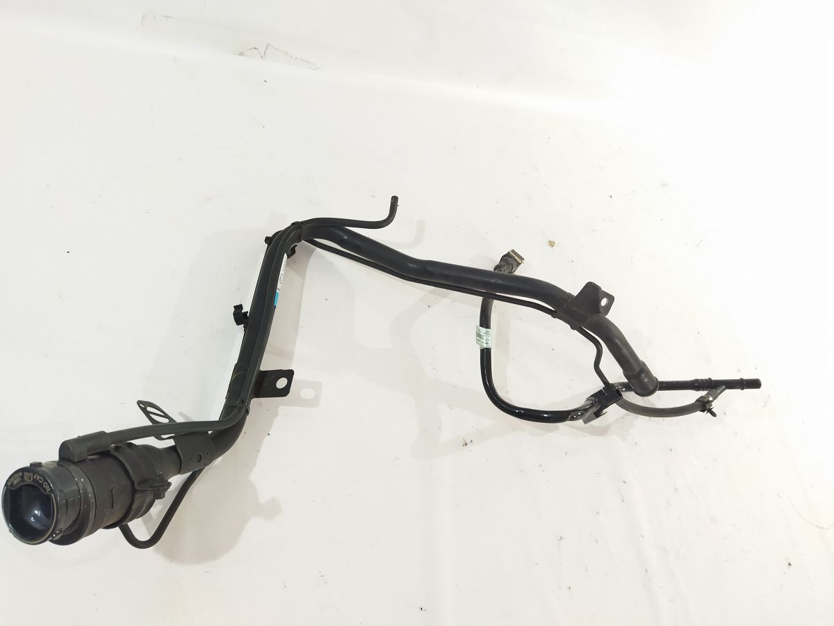 Fiesta Заливная горловина топливного бака Ford Fiesta 2011-2019 AE8Z9034G Ford Fiesta 4