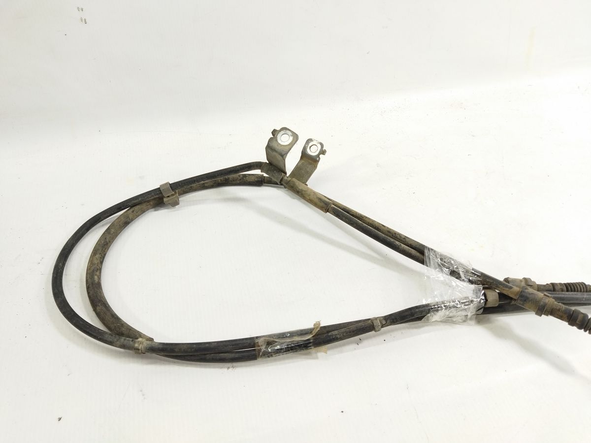 Fiesta Трос гальма стоянки лівий/правий Ford Fiesta 2011-2019 BE8Z2853A Ford Fiesta 2