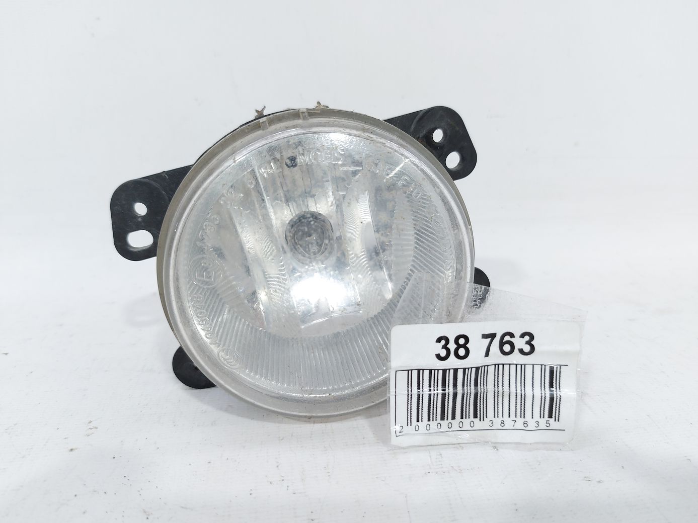 Charger. Фара протитуманна ліва/права Dodge Charger 2012-2014 82212323 Dodge Charger