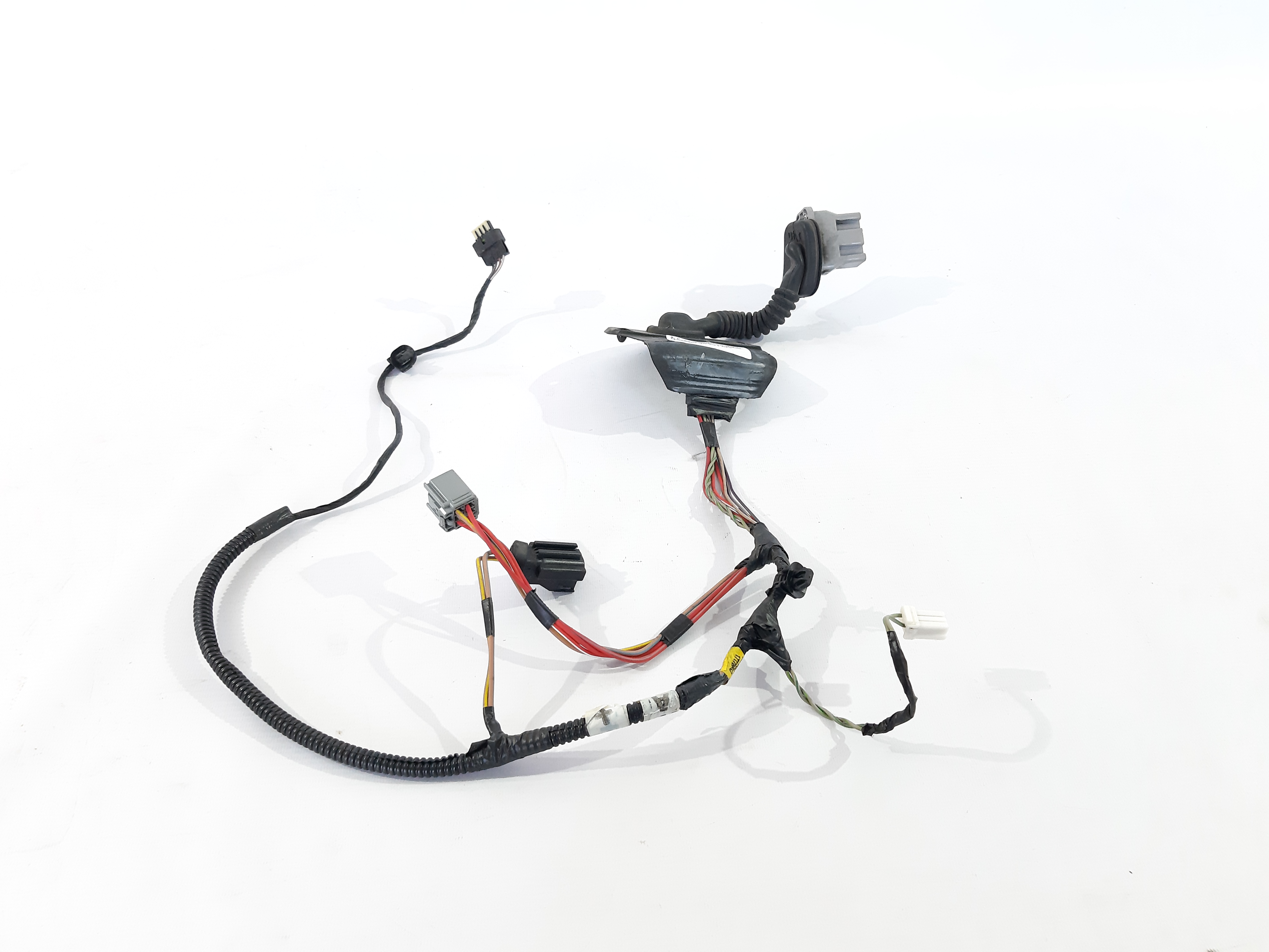 Compass. Проводка двери задней левой Jeep Compass 2006-2010 4795321AD Jeep Compass