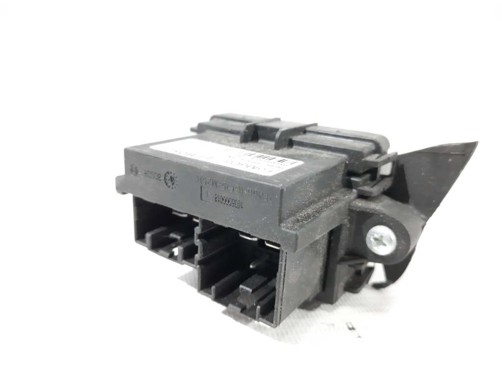 Fusion hybrid Блок управления скорости печки Ford Fusion Hybrid 2013-2016 DG9H19E624AA Ford Fusion Hybrid 3