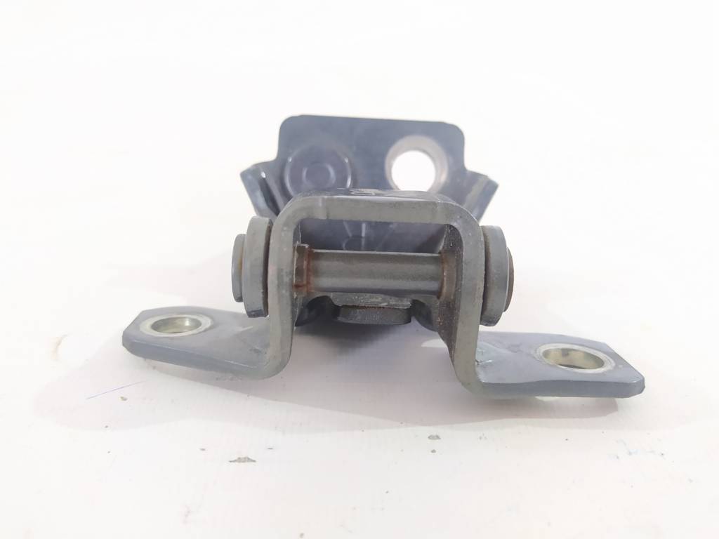 3 Петля двері задньої нижня права Mazda 3 2013-2019 KD5372240A Mazda 3 7
