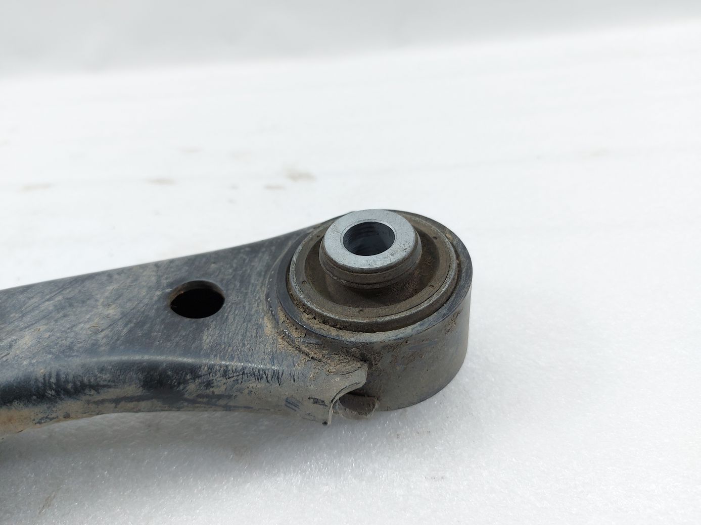 Regal Важіль задній правий верхній Buick Regal 2013-2017 20900532 Buick Regal 4