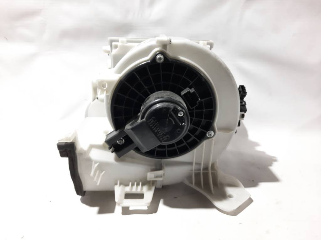 6 Моторчик пічки салону Mazda 6 2014-2015 GHR1-61-140B Mazda 6 5