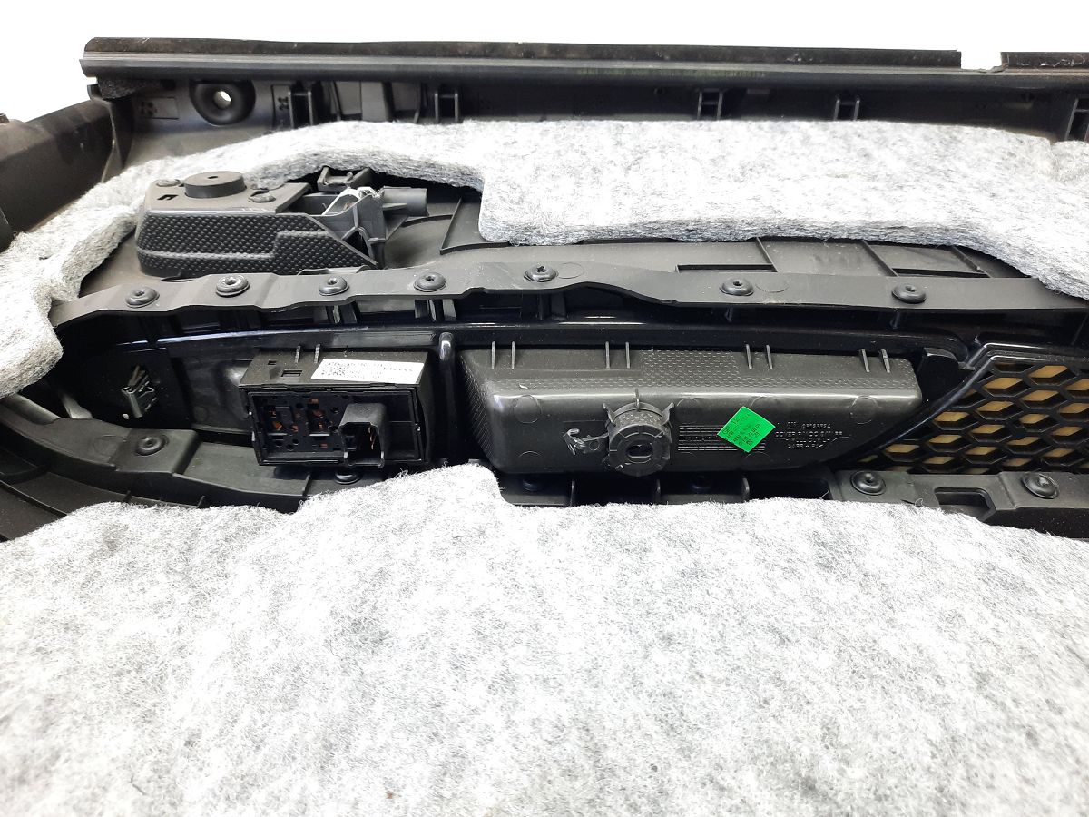 Trax Карта двери задней левой Chevrolet Trax 2015-2016 95353781 Chevrolet Trax 7