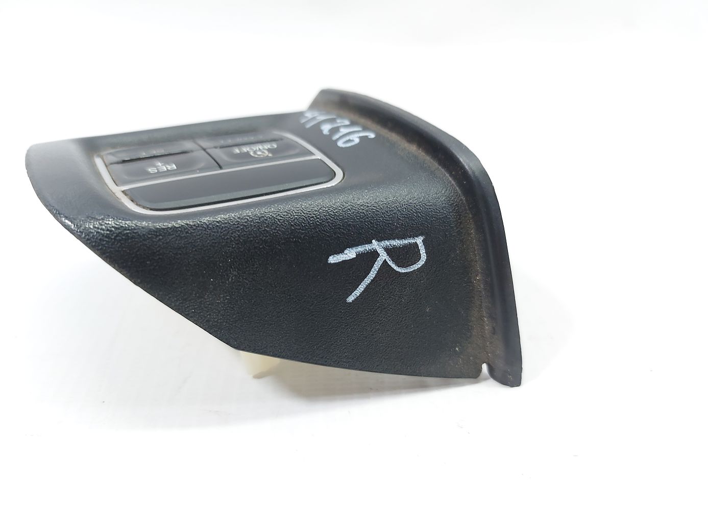 Journey Кнопки рулевого колеса правые Dodge Journey 2011-2020 56046252AE Dodge Journey 3