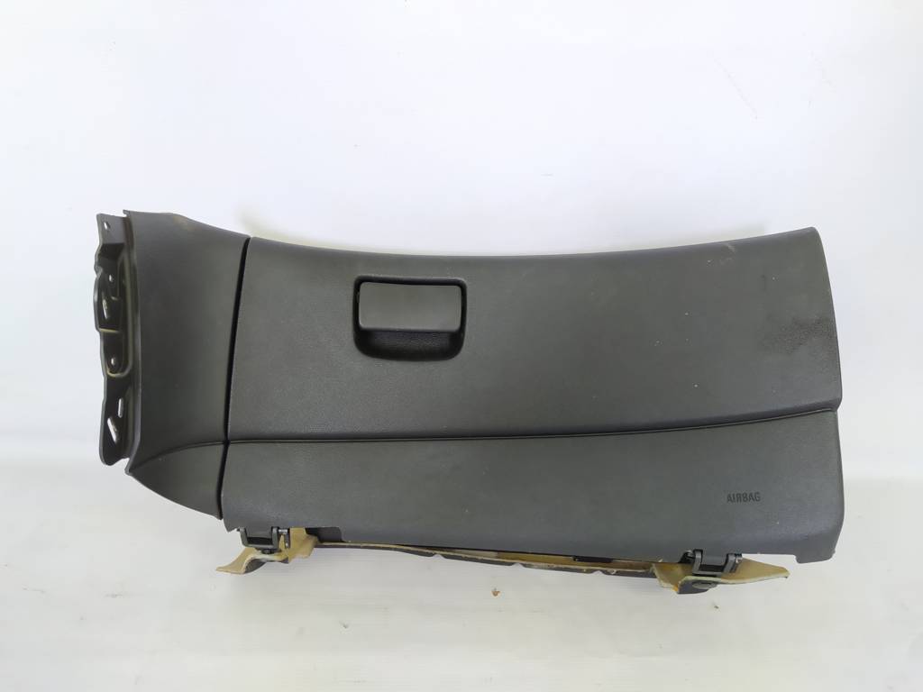 Malibu Бардачок Chevrolet Malibu 2015-2016 23455377 Chevrolet Malibu 1