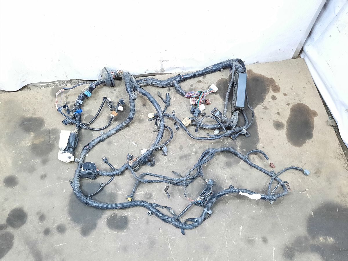 Sentra Проводка підкапотне Nissan Sentra 2016-2017 240114AF3A Nissan Sentra 1