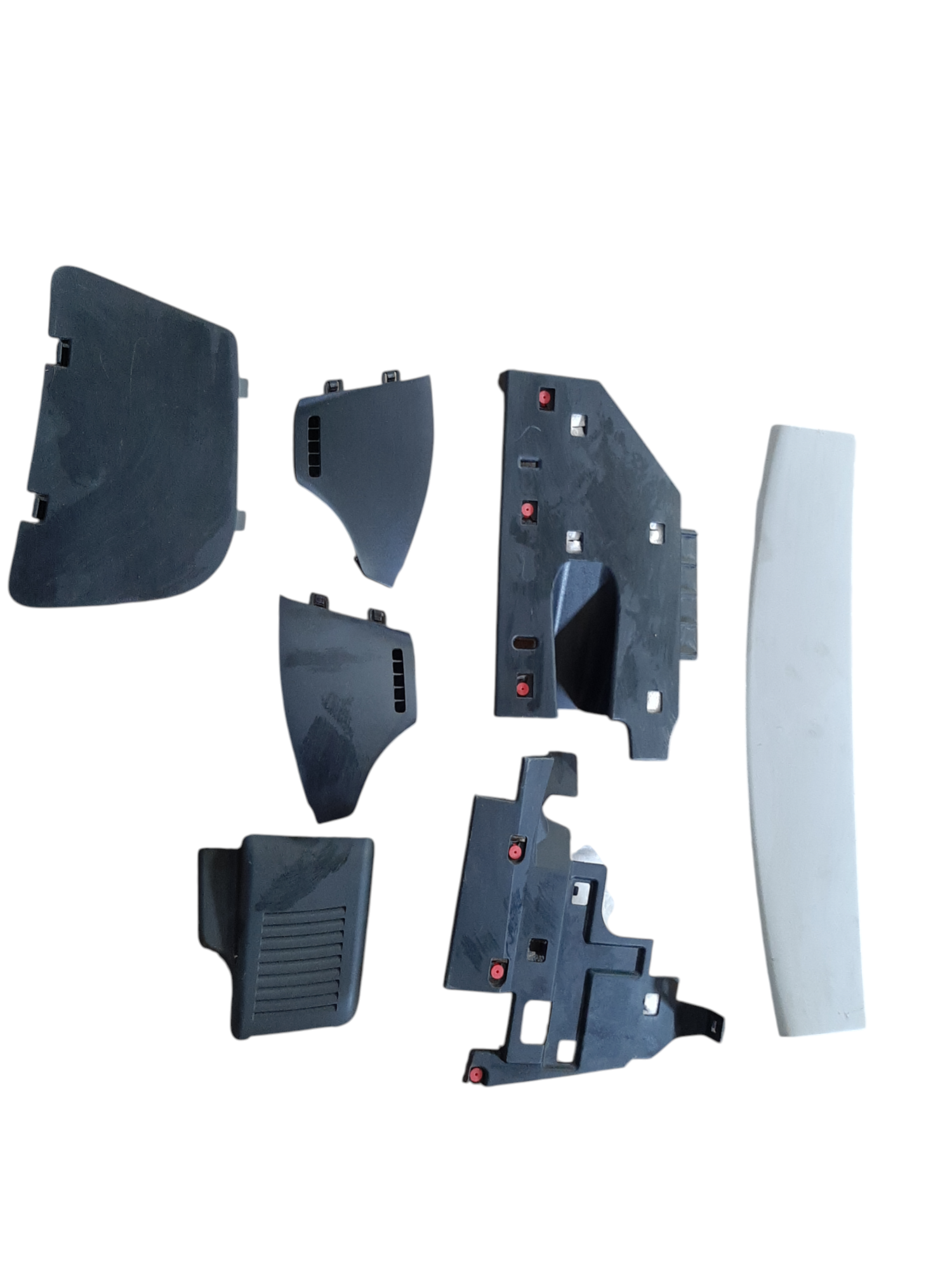Leaf Обшивки салона Nissan Leaf 2020-2025 Nissan Leaf 11