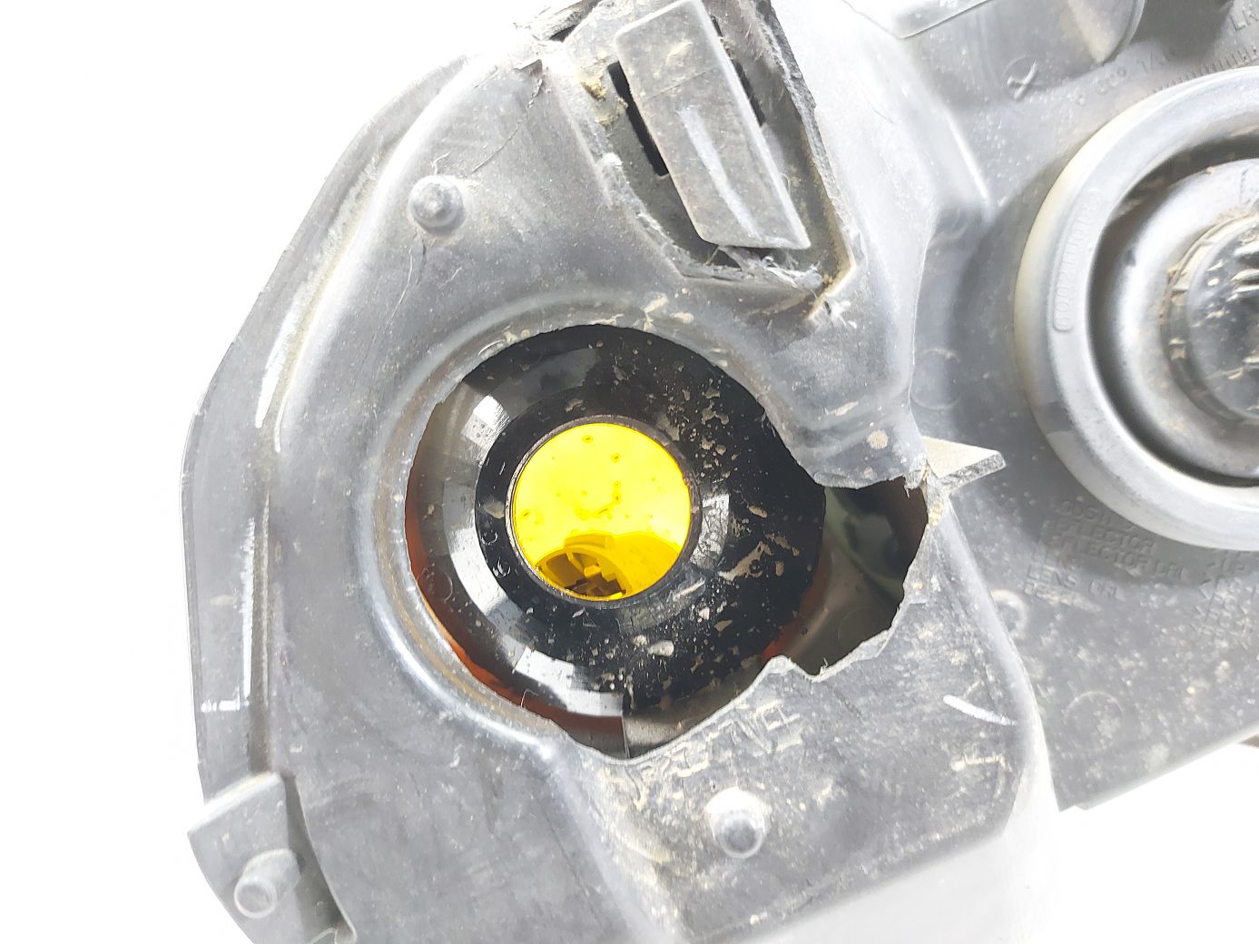 Товары с дефектами Фара передняя левая (битая) Chevrolet HHR 2006-2011 15827441 Chevrolet HHR 8