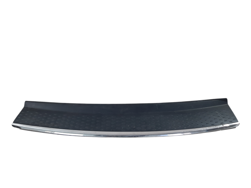 Накладка заднього бампера Dodge Grand Caravan 2011-2020 68125729AB Dodge Grand Caravan