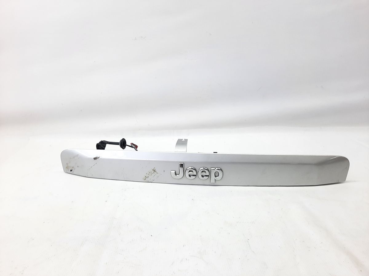 Patriot. Накладка крышки багажника Jeep Patriot 2007-2017 ZH33WS2AK Jeep Patriot Patriot. Накладка крышки багажника Jeep Patriot 2007-2017 ZH33WS2AK Jeep Patriot