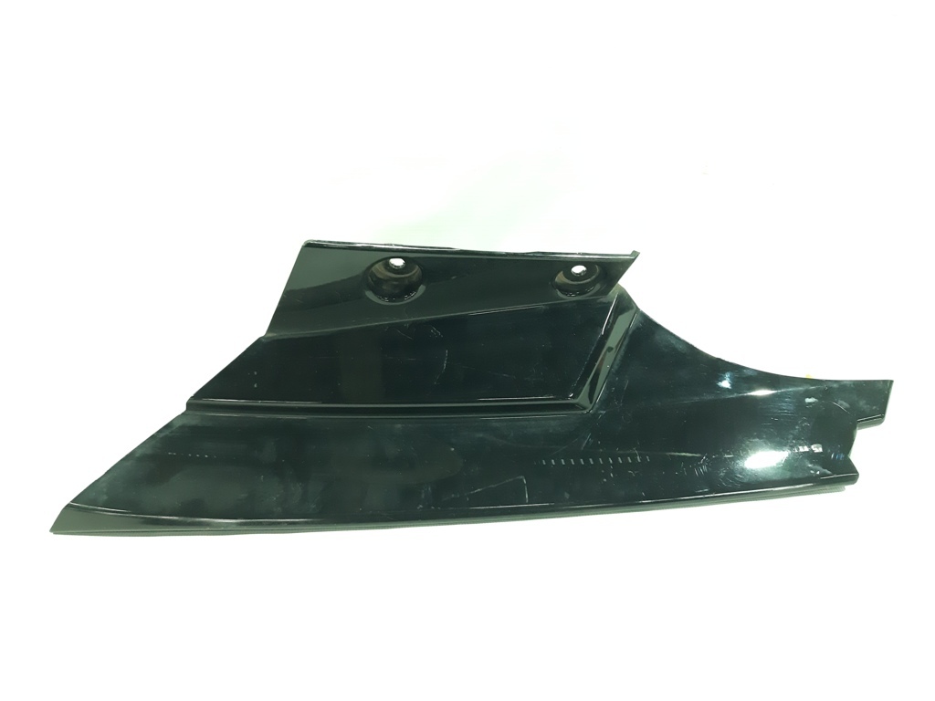 Rogue Накладка фонаря правая Nissan Rogue 2015-2019 960325HA0A Nissan Rogue 3