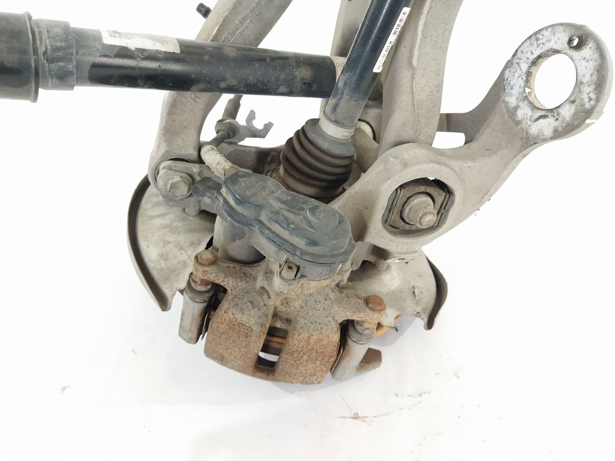 A4 Цапфа задня права Audi A4 2009-2016 8K0505432AR Audi A4 2