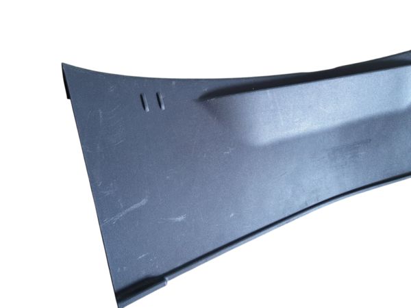 Bolt Накладка отвору багажника Chevrolet Bolt EV 2017-2021 94556642 Chevrolet Bolt EV 2 Bolt Накладка отвору багажника Chevrolet Bolt EV 2017-2021 94556642 Chevrolet Bolt EV 2