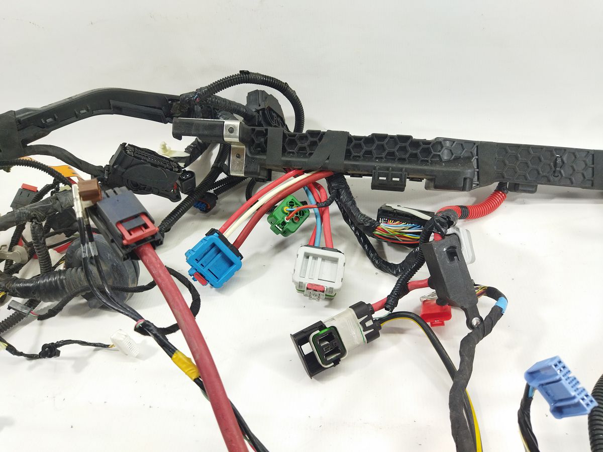 Model 3 Проводка подкапотная Tesla Model 3 2020-2024 306796402F Tesla Model 3 4